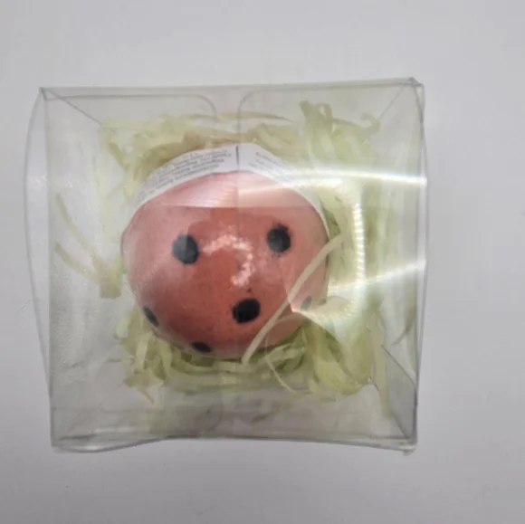 ###(New) The Island Bath & Body Bath Bombs  (5.5 oz Each) - Picture 4 of 12